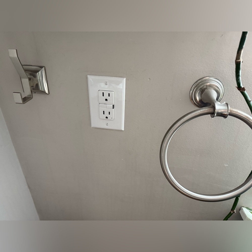 Chrome towel ring & towel hook